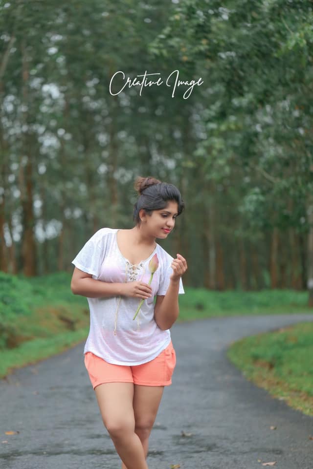 Ishi Dilhani White Dress (21)