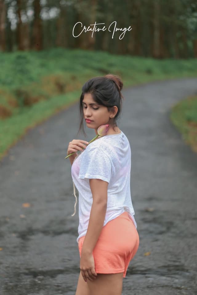 Ishi Dilhani White Dress (23)