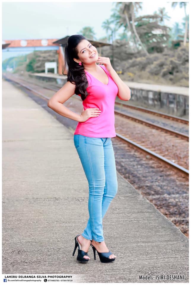 Isiri Deshani Pink (21)