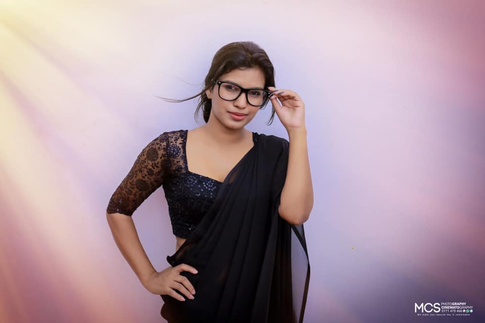 Rumesha Dilshani Black Saree (1)