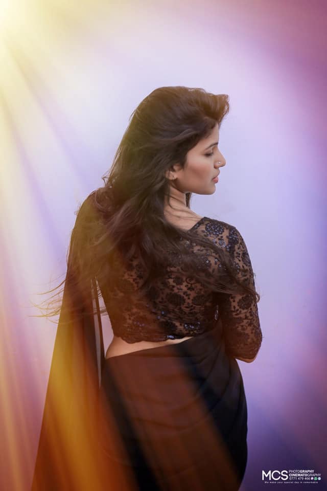 Rumesha Dilshani Black Saree (6)