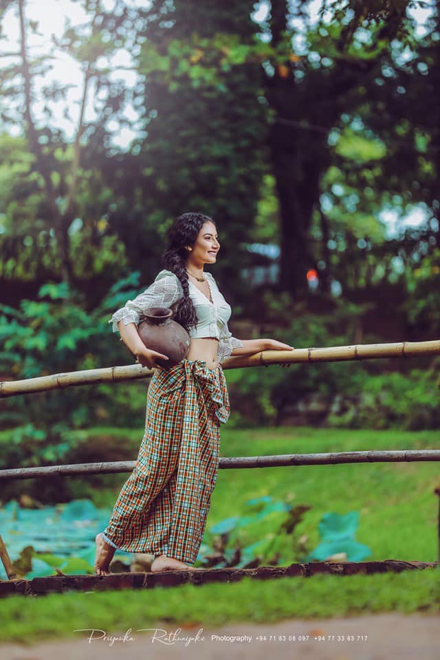 Teena Shanell Fernando Village Life (10)