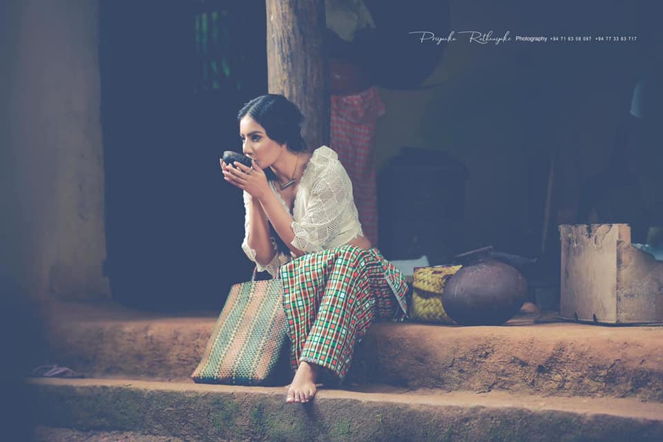 Teena Shanell Fernando Village Life (11)