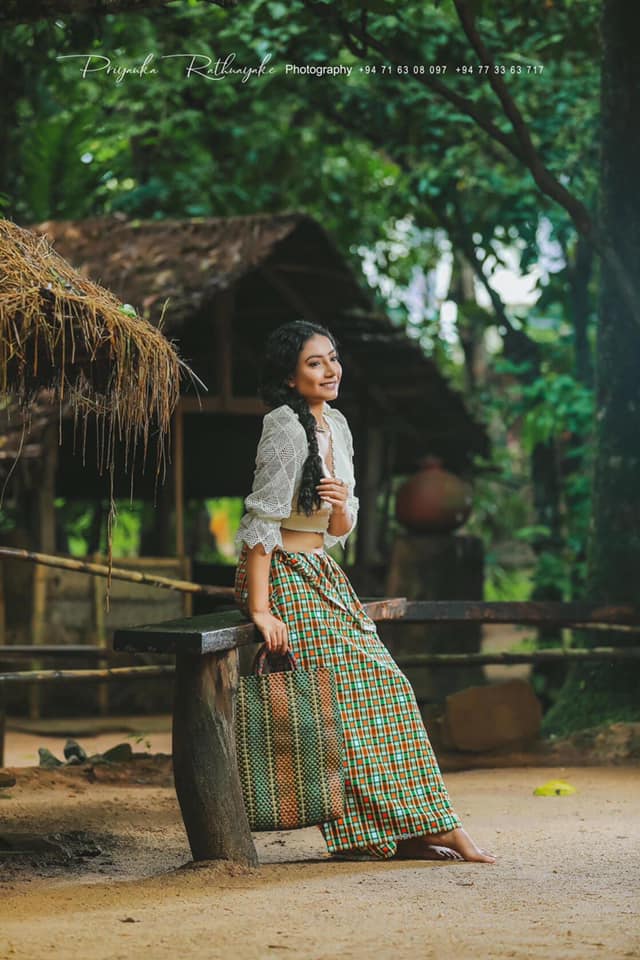 Teena Shanell Fernando Village Life (14)