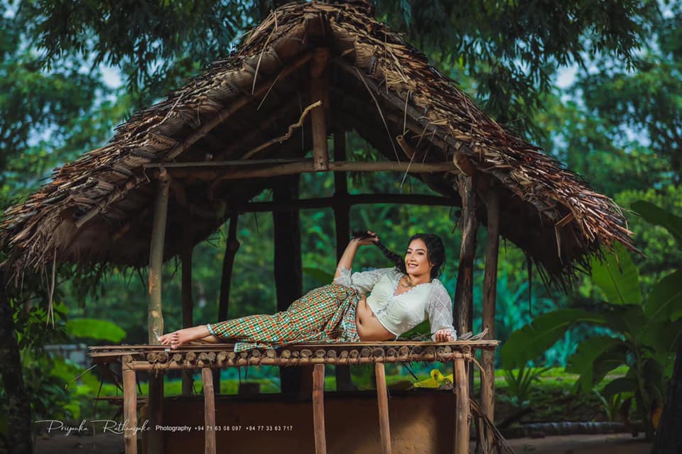 Teena Shanell Fernando Village Life (8)