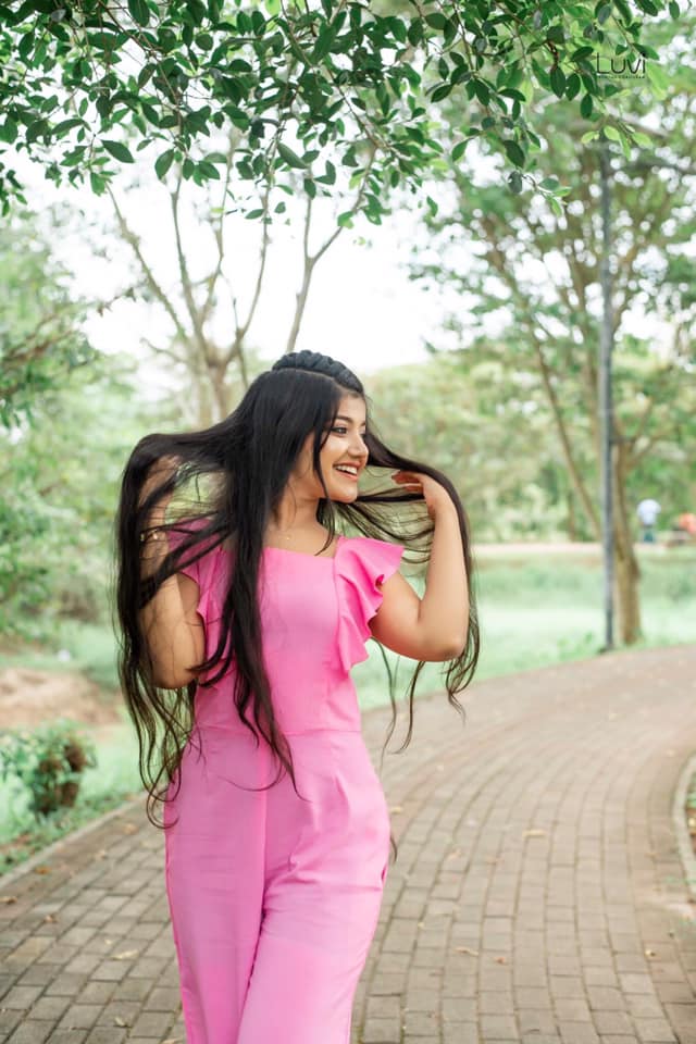 Nethmi Roshel Rogers (13)