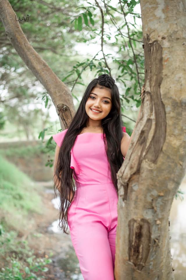 Nethmi Roshel Rogers (8)