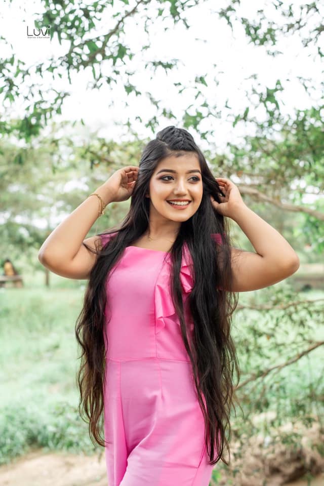 Nethmi Roshel Rogers (9)