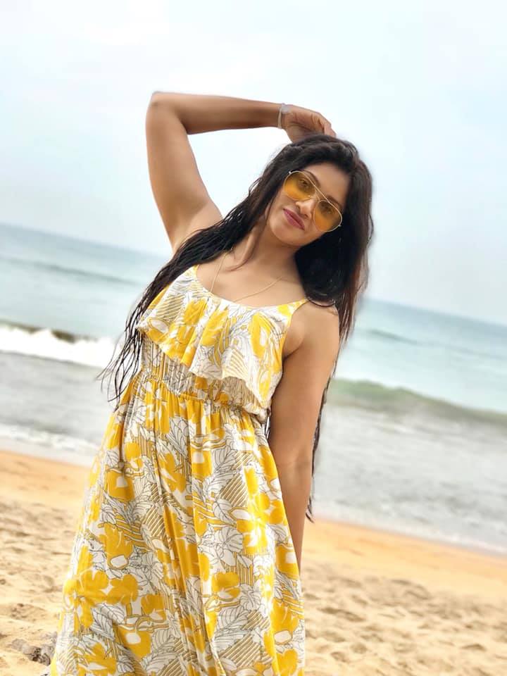 Chulakshi Ranathunga Beach (1)