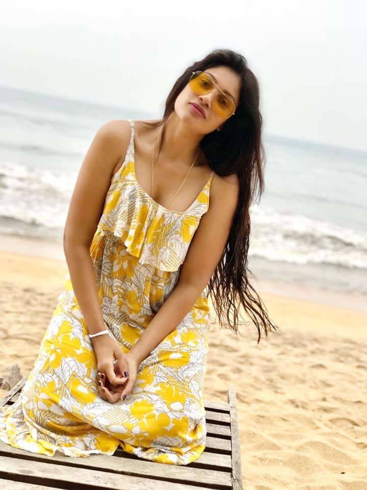 Chulakshi Ranathunga Beach (2)