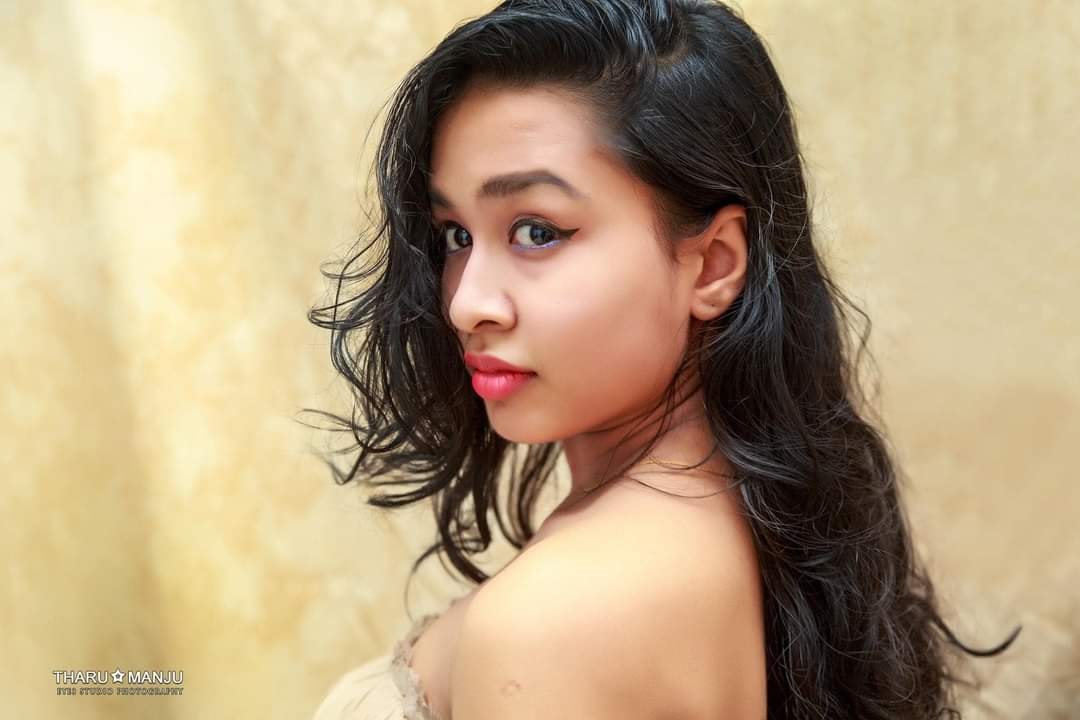 Venlly Dissanayaka (2)