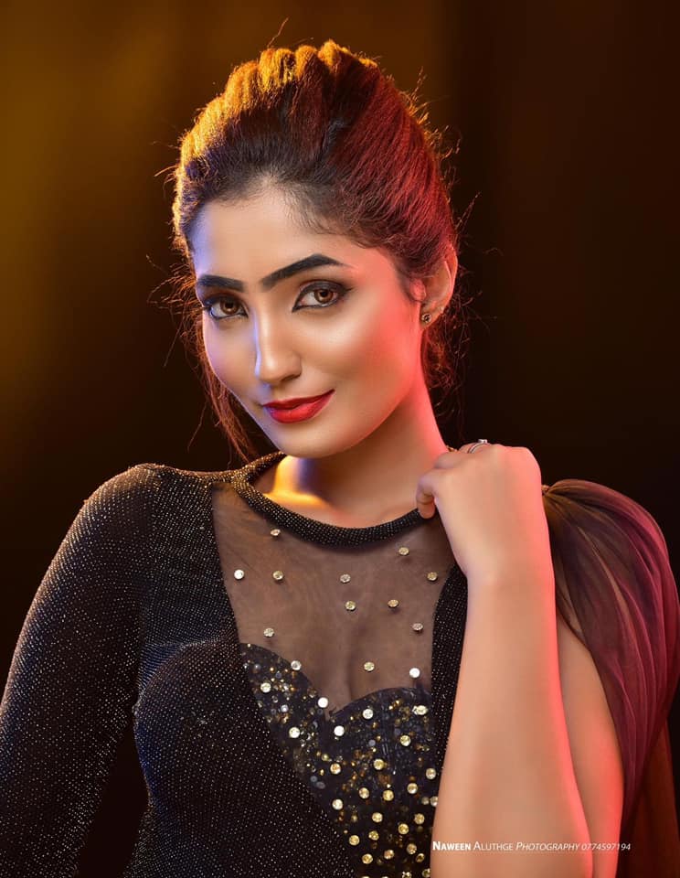 Hashanika Sewwandi 10