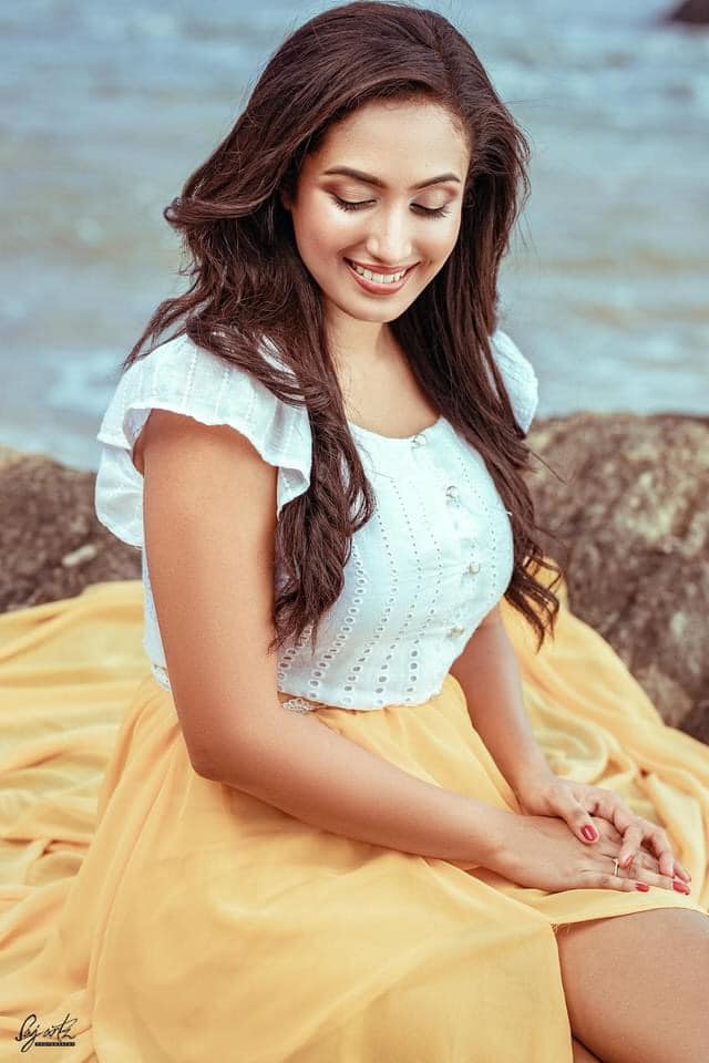 Dinithi Walgamage New 10