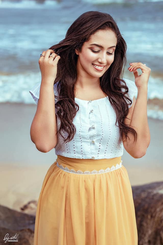 Dinithi Walgamage New 11