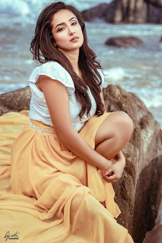 Dinithi Walgamage New 4