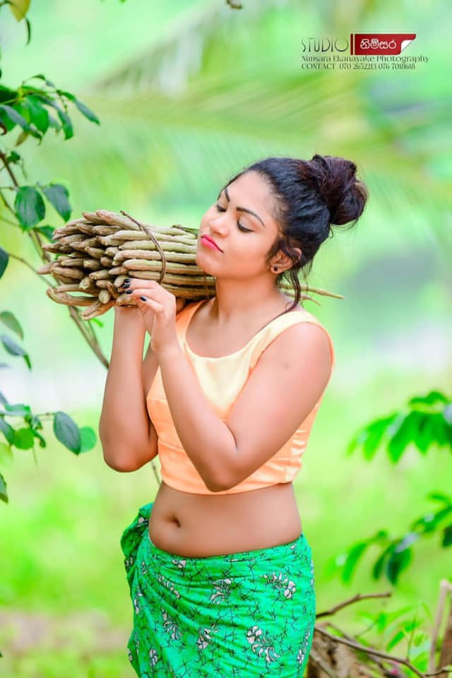 Dinusha Pathirana 5