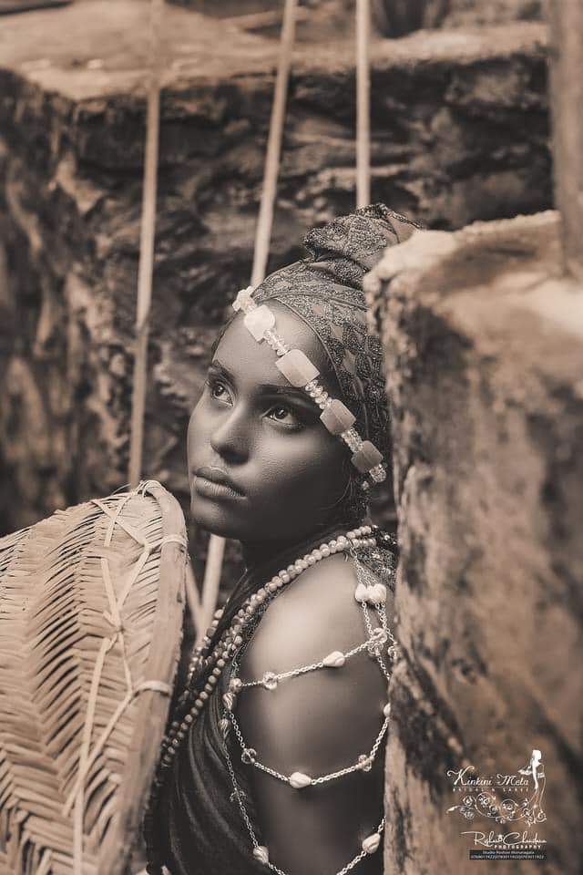 Heshani Aththanayaka 12