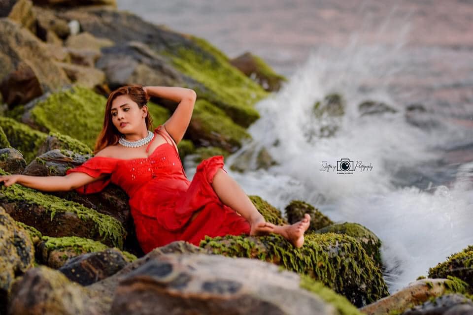 Sanshi Disanayaka New 13