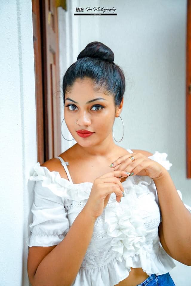 Senu Kavindi 2020 NewSenu Kavindi 2020 New (11)