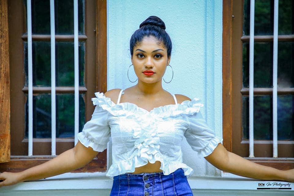 Senu Kavindi 2020 NewSenu Kavindi 2020 New (13)