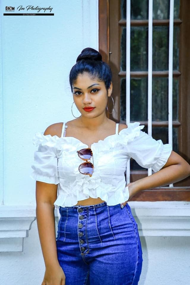 Senu Kavindi 2020 NewSenu Kavindi 2020 New (2)