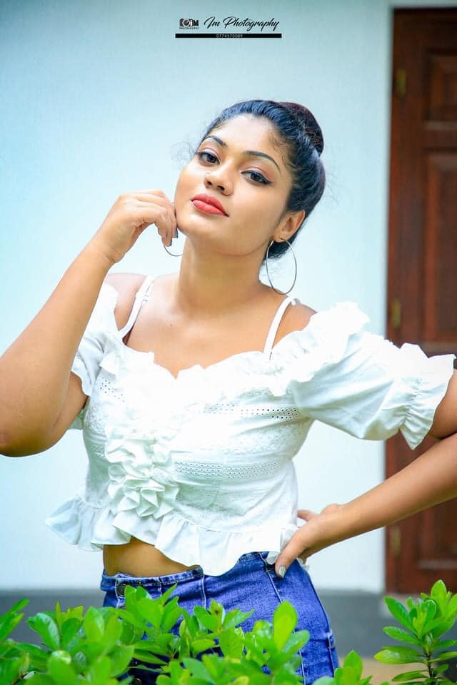 Senu Kavindi 2020 NewSenu Kavindi 2020 New (20)