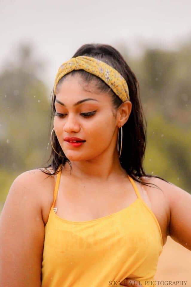 Senu Kavindi Yellow Dress 4