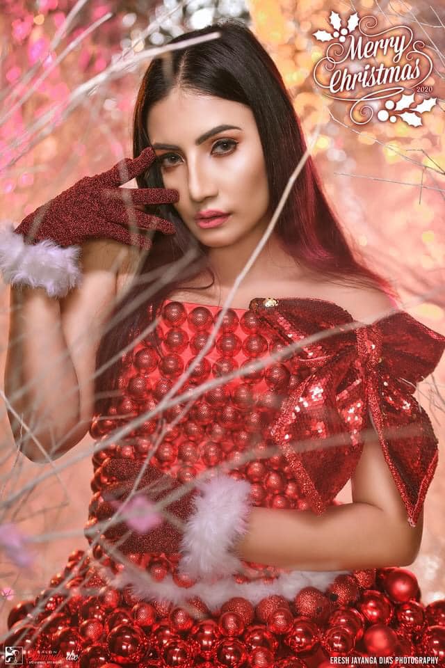 Teena Shanell Fernando Christmas 11