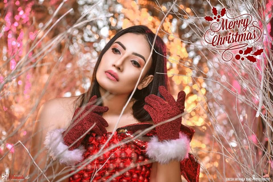 Teena Shanell Fernando Christmas 12