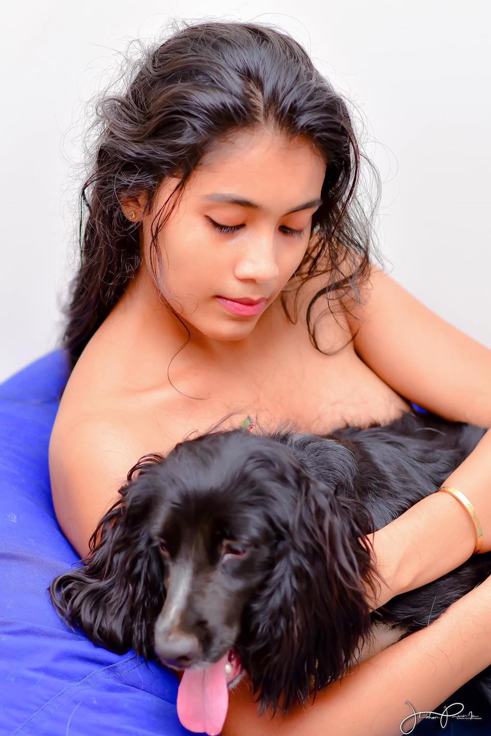 Sanjalee with Dog Photo Shoot (10)