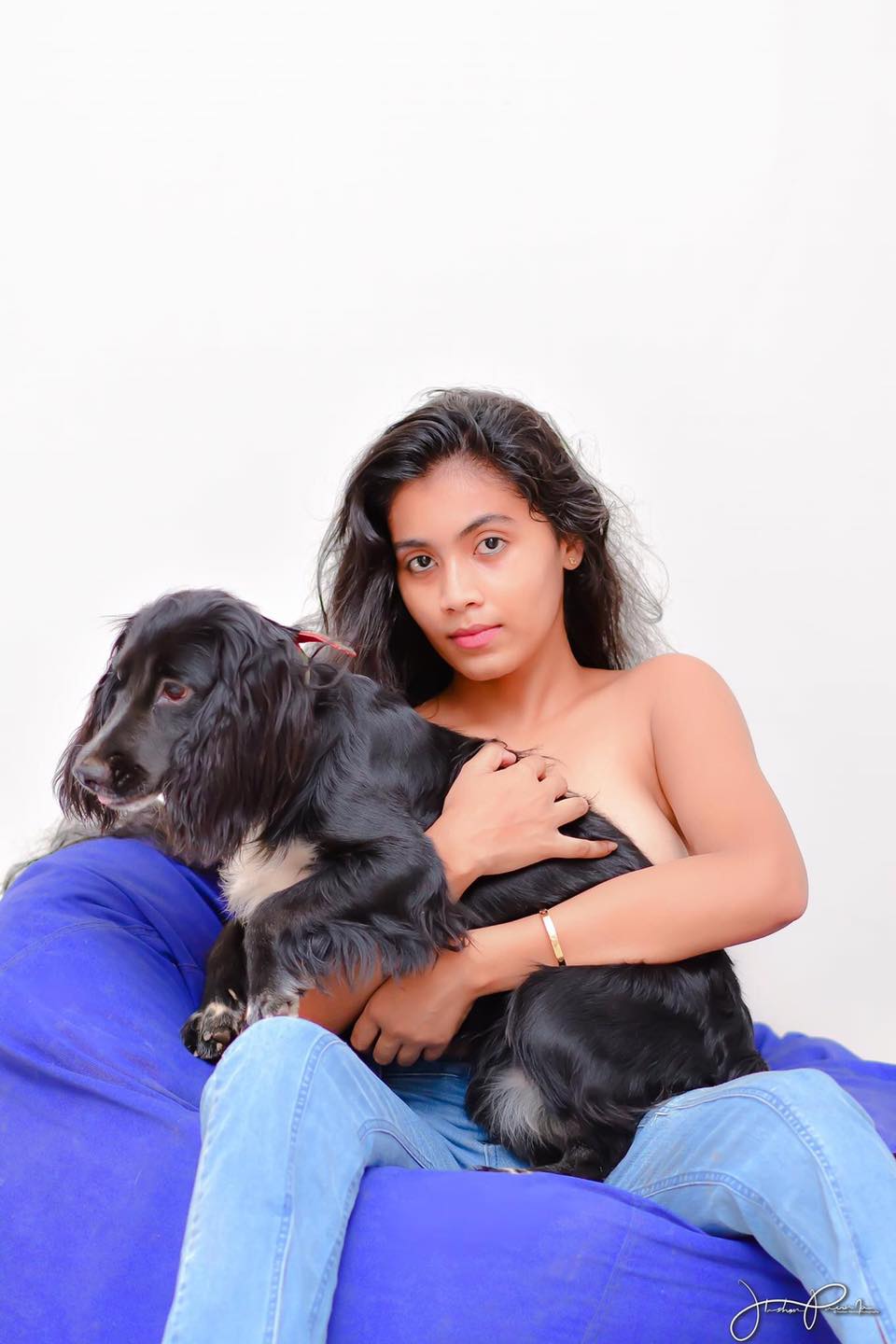 Sanjalee with Dog Photo Shoot (17)