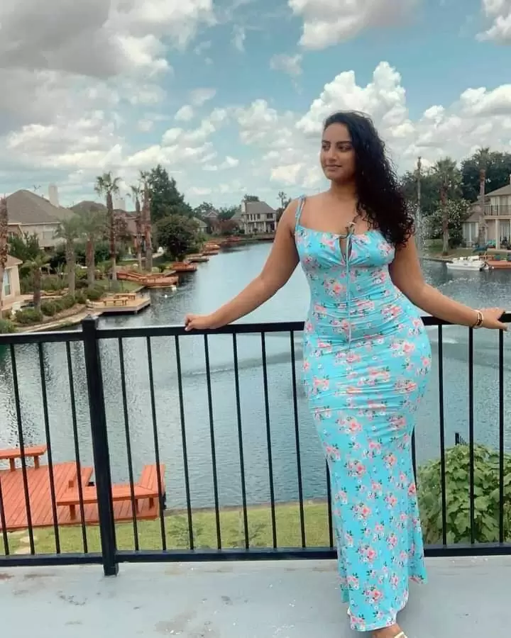 Alisha Naik (2)