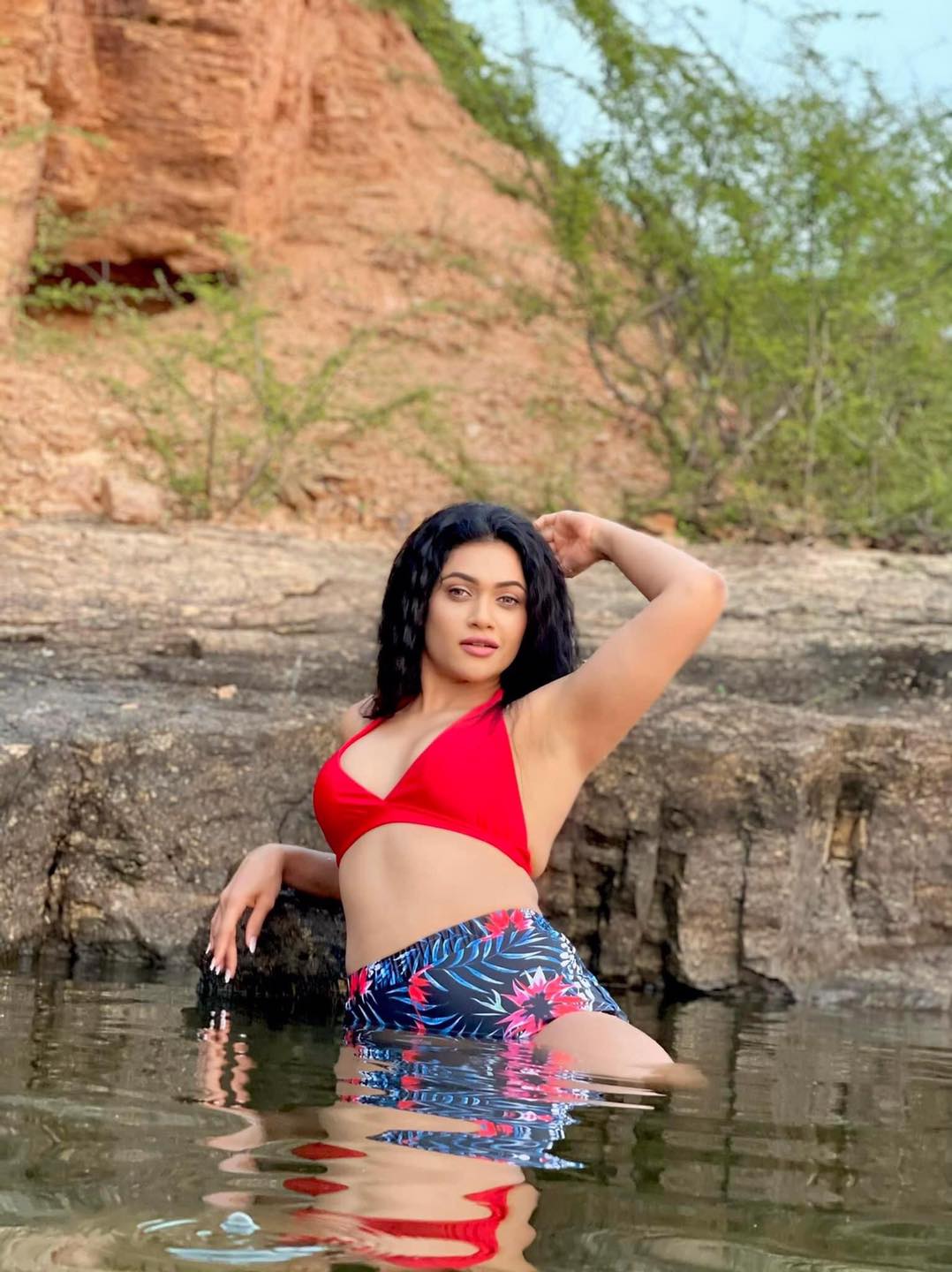 Chulakshi Ranathunga Outdoor (4)