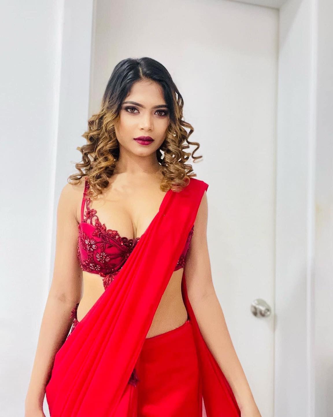 Hasini Samuel Red Saree (1)