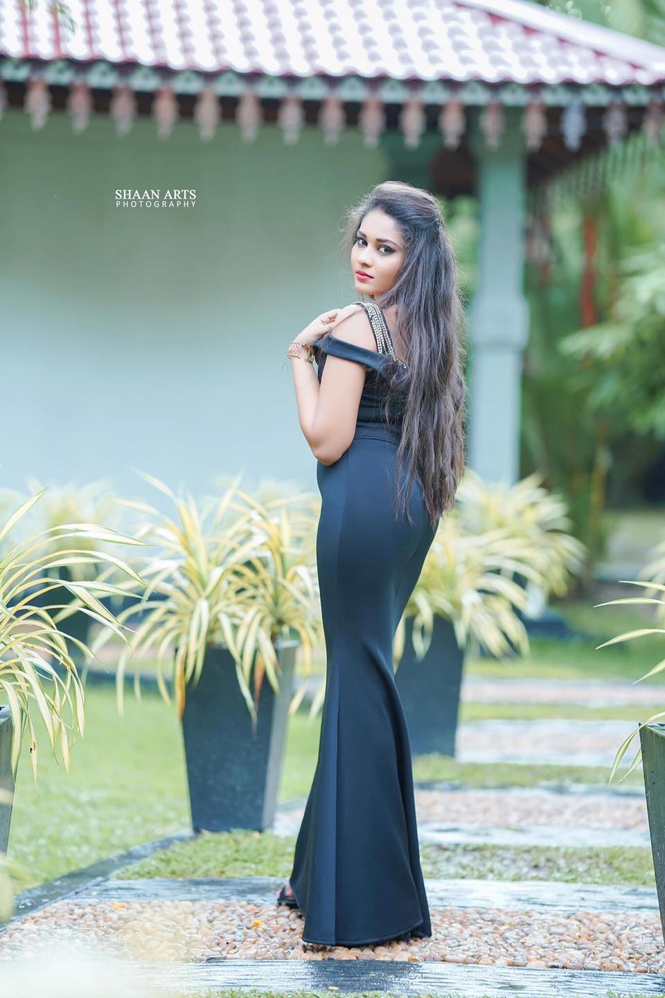 Methmi Nadeeshani (2)