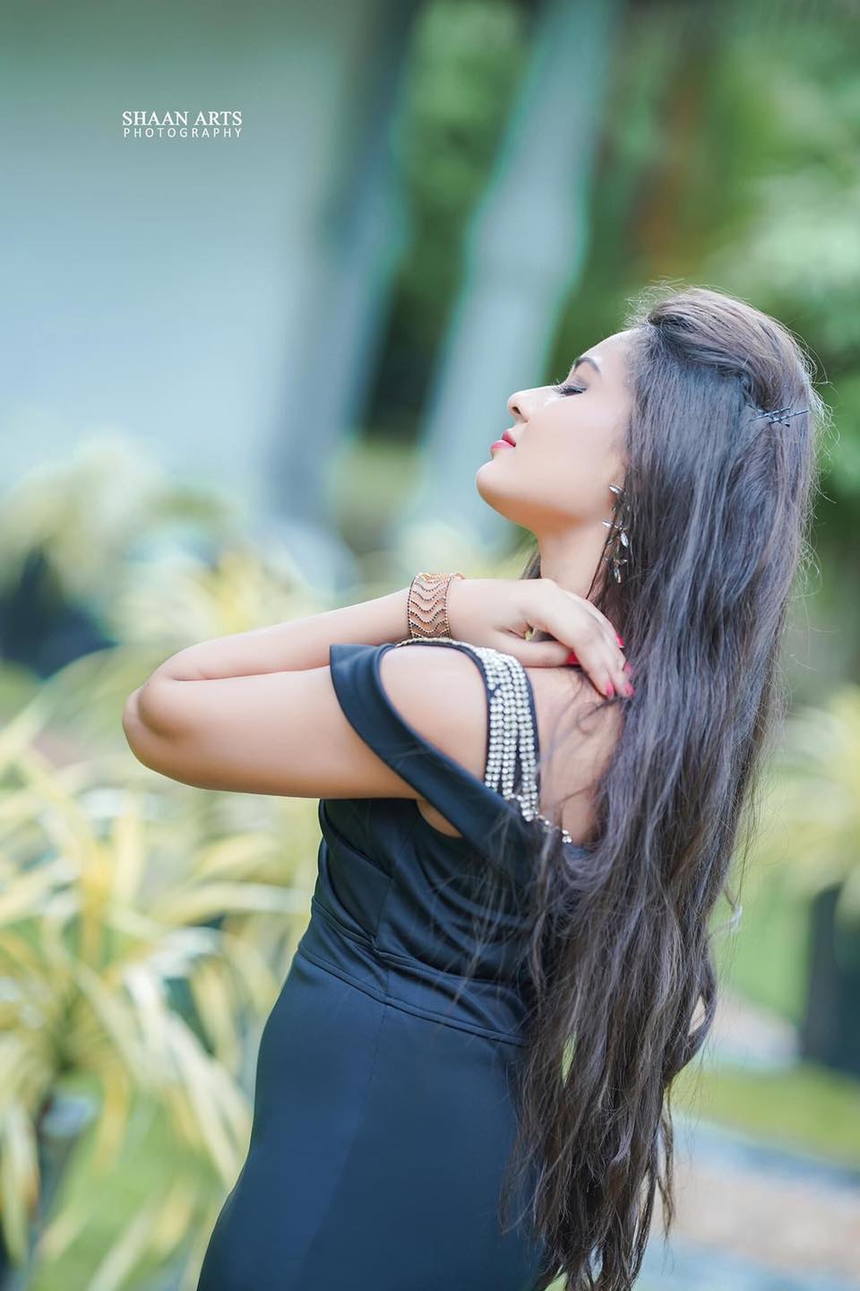 Methmi Nadeeshani (8)