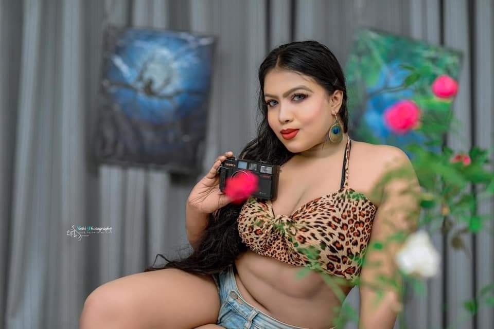 Pavithra Pavi 2022 (2)